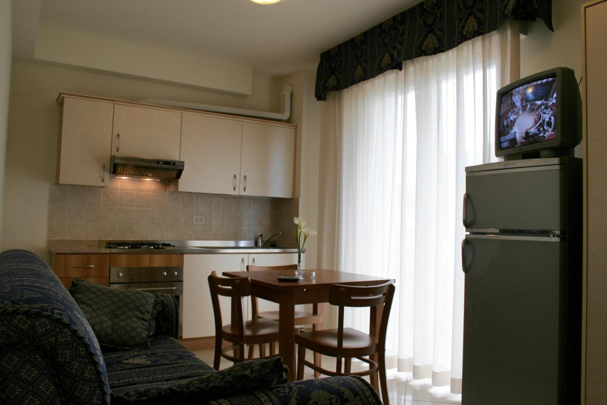 Residence Olimpo Rimini Ngoại thất bức ảnh