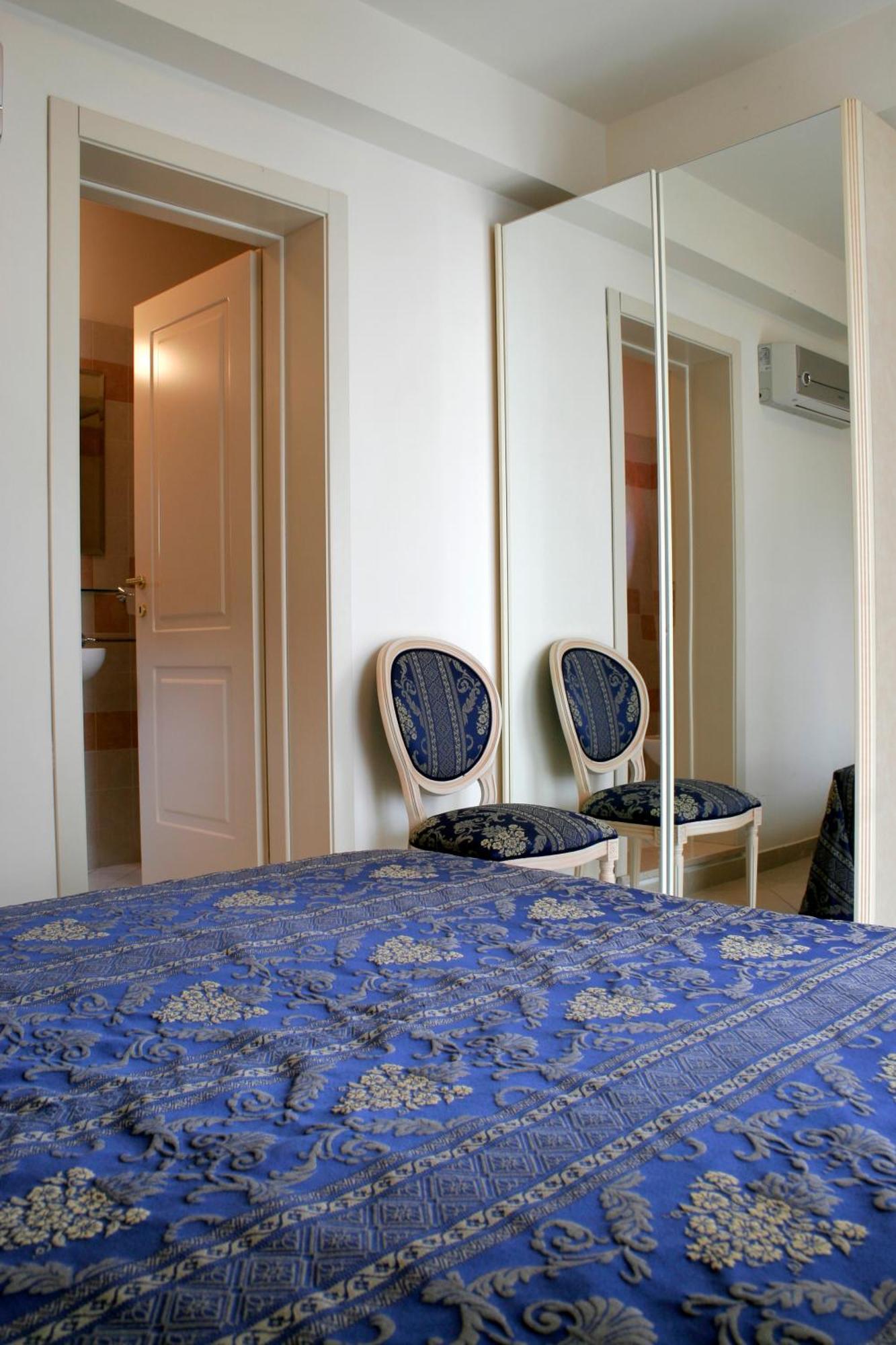 Residence Olimpo Rimini Ngoại thất bức ảnh